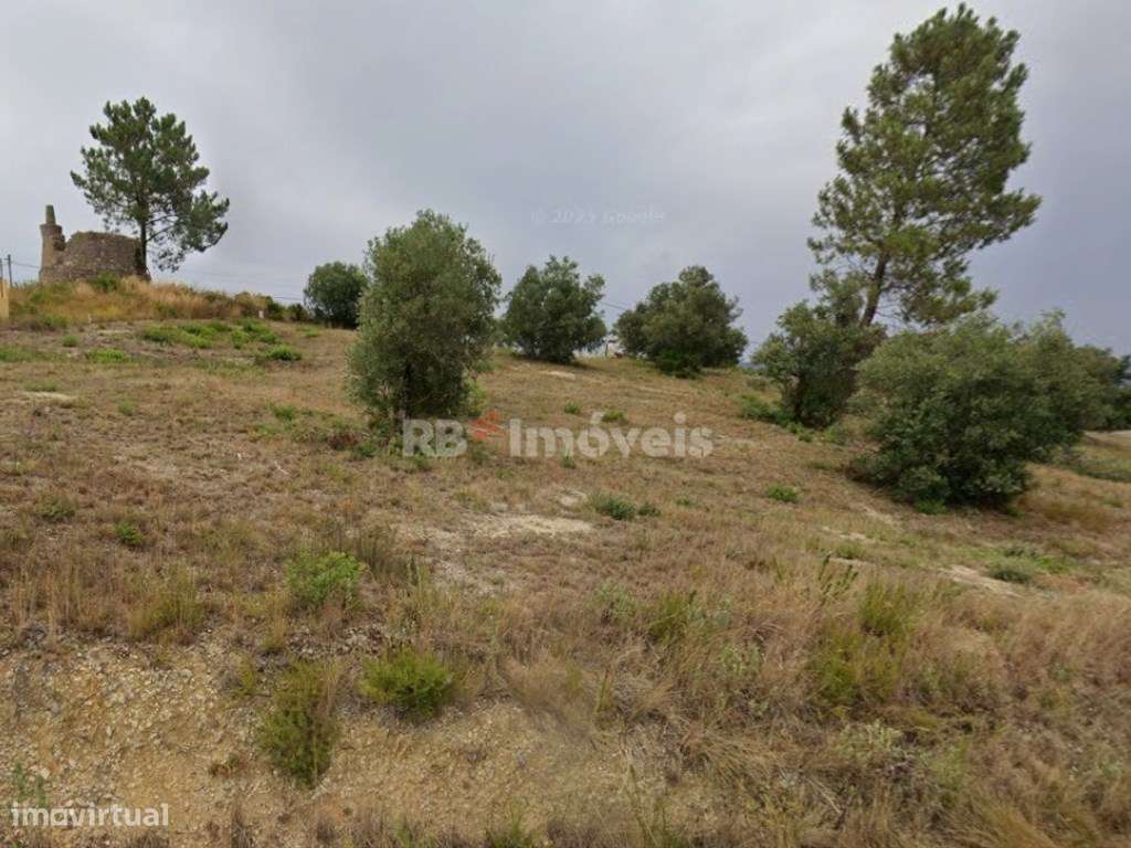Moinho para reconstruir com terreno - Casal da Estrada, Tomar - Grande imagem: 1/5