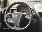 Toyota iQ 1.4 D-4D 2 - 9