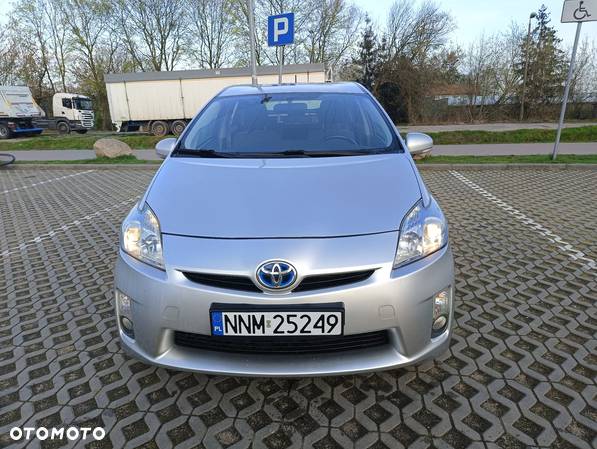 Toyota Prius 1.8 HSD Sol - 14