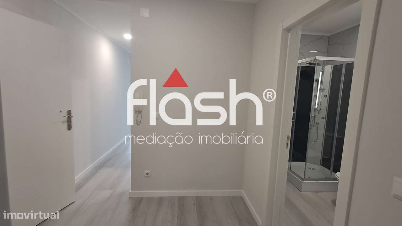 T2 Remodelado com elevador e arrecadação na Figueirinha-Oeiras-22