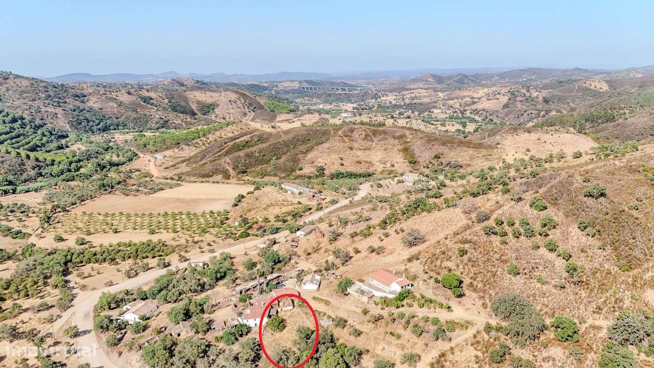 TERRENO COM RUINA + 3 TERRENOS RÚSTICOS - Grande imagem: 4/7