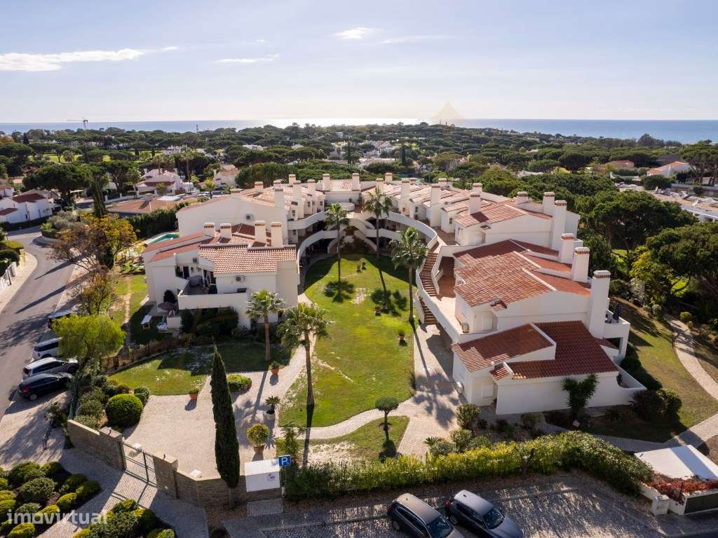 Apartamento T2 com terraço e piscina em Vale do Lobo-26