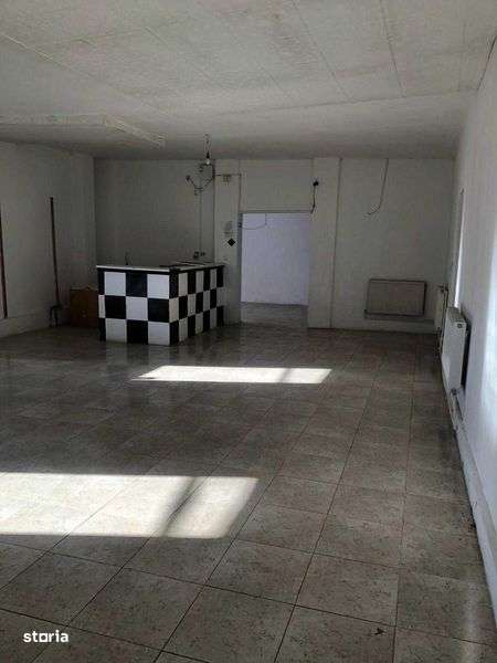 Inchiriez casa-spatiu comercial sau de depozitare - Imagine principală: 5/6