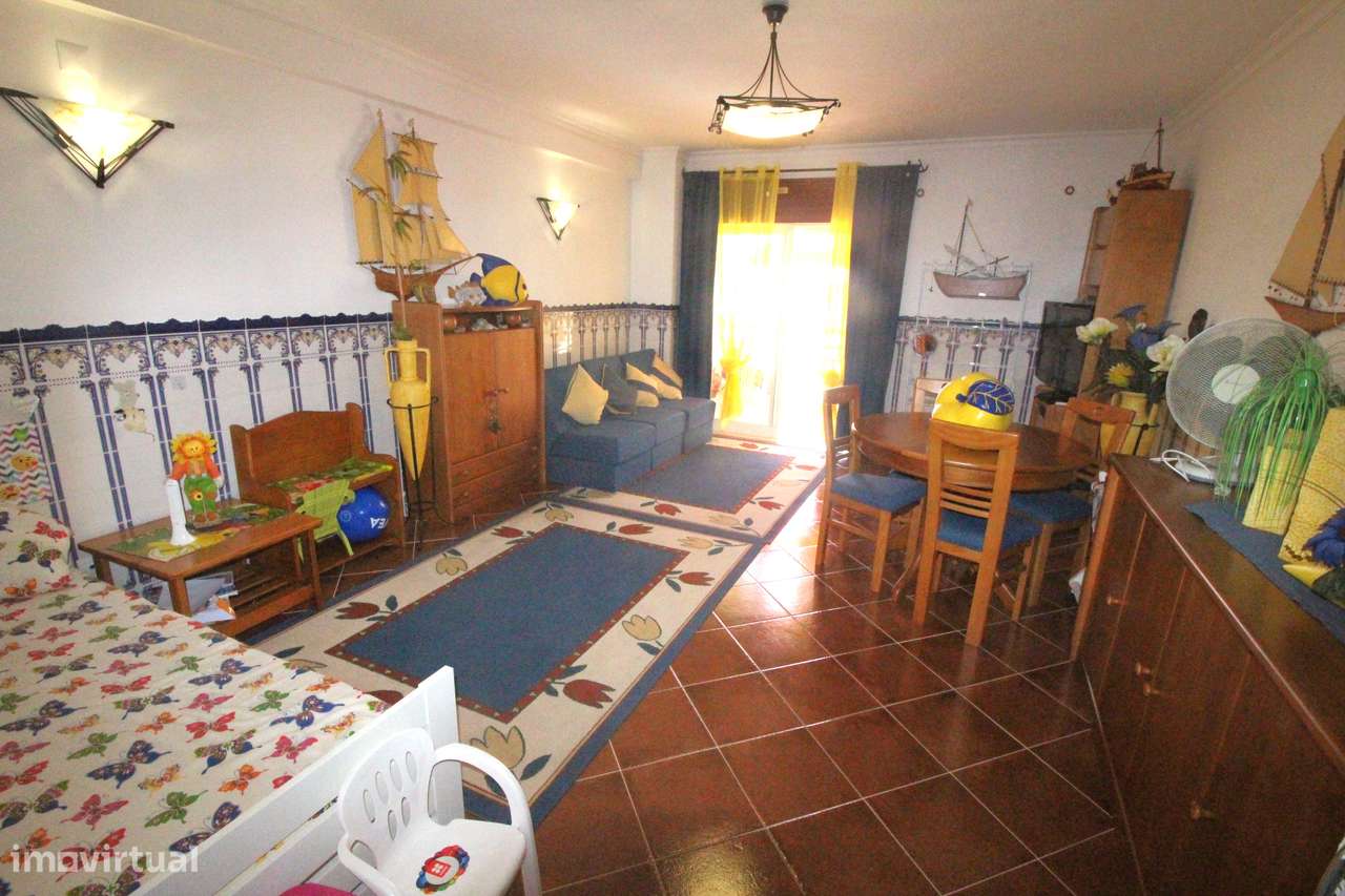 Armação de Pêra T2 Perto do mercado com Piscina, Garagem e Arrecadação-10