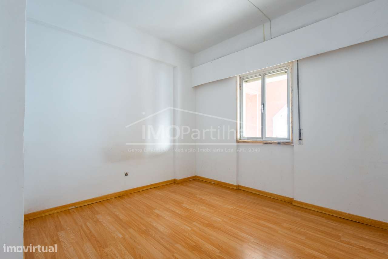 T2 Próximo da Loja do Cidadão - Cacém - Grande imagem: 5/12