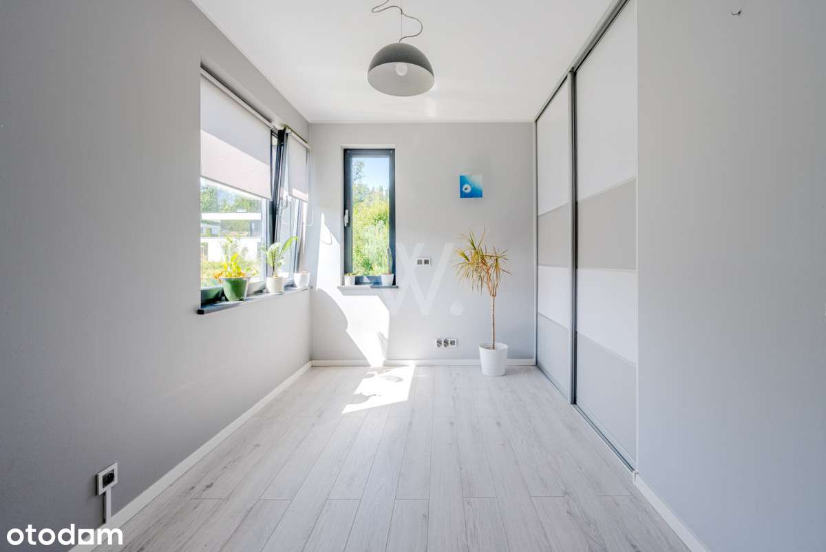 Nowoczesny bliźniak z pięknym ogrodem-11