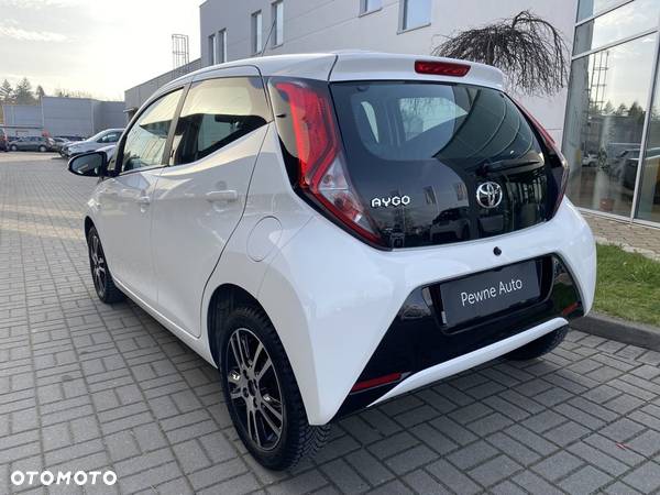 Toyota Aygo - 10