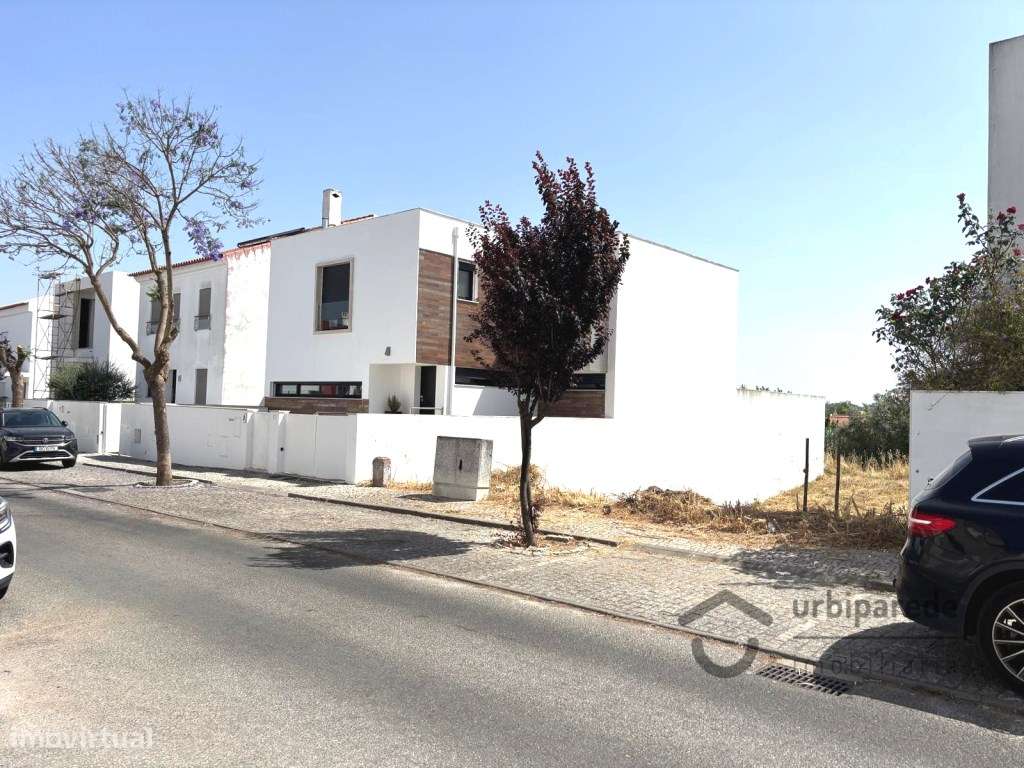 Terreno urbano com 247 m2, para moradia, com 2 pisos, garagem - Grande imagem: 2/10