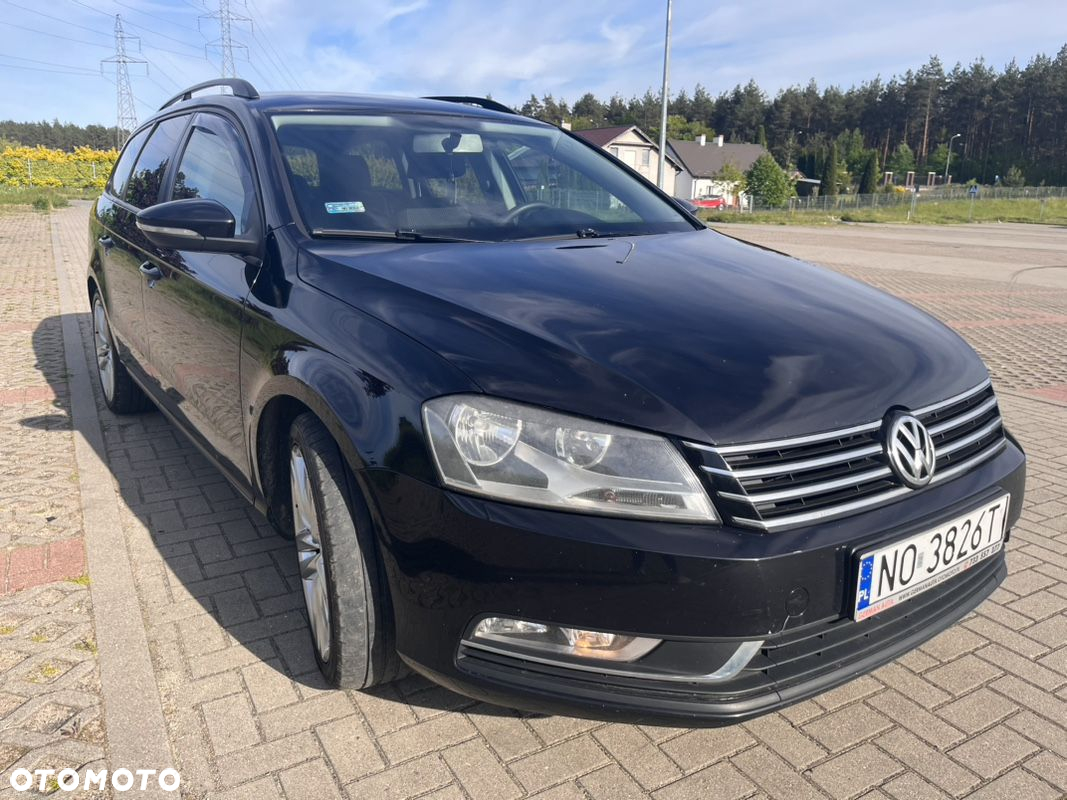 Volkswagen Passat 1.6 TDI DPF BlueMot Trendline - 28