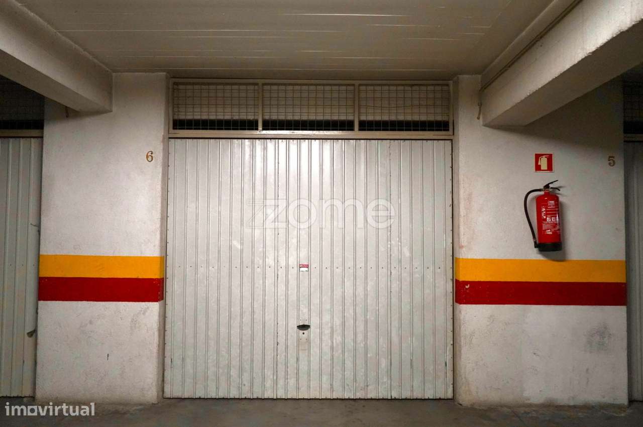 Apartamento T3 - Vale Mourão-32