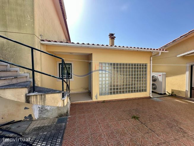Moradia T4 - Zona Bajouca-40