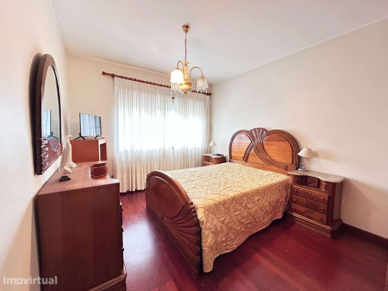 Apartamento T1 com elevador e garagem box em Águas Santas, Maia - Grande imagem: 3/11