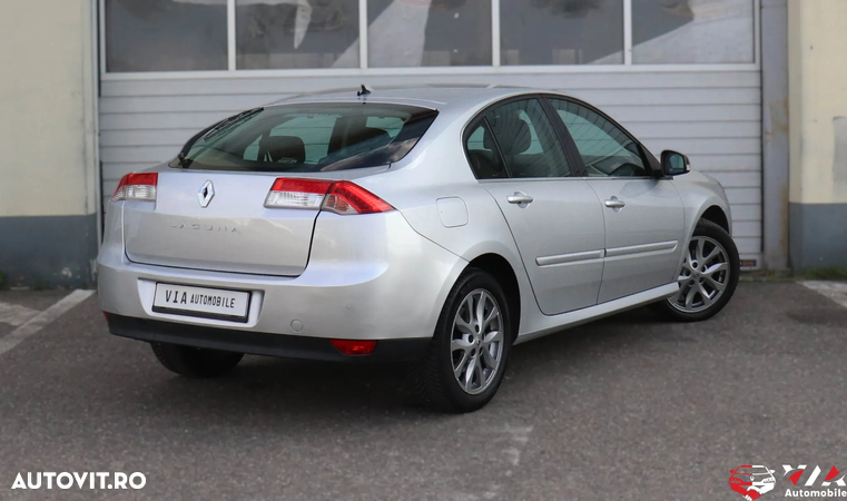 Renault Laguna dCi 110 FAP Limited - 26