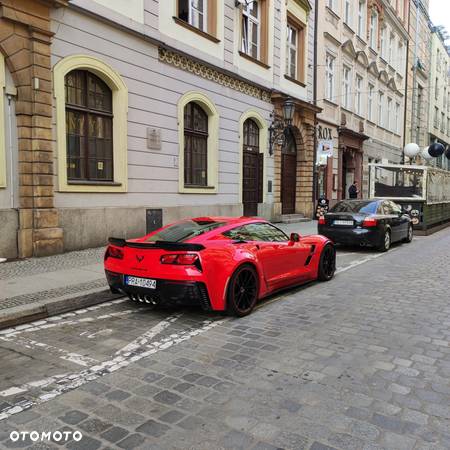 Chevrolet Corvette - 3