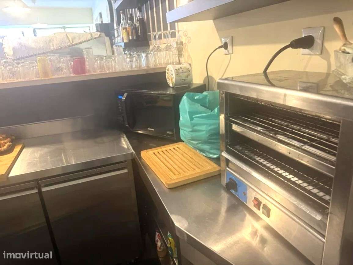 Casa de Petiscos / Restaurante - no Porto (a funcionar em pleno!)-8