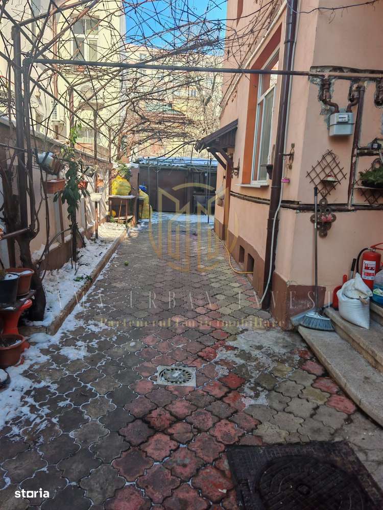 Apartament in vila Stefan cel Mare la 300 m metrou curte + anexa-18