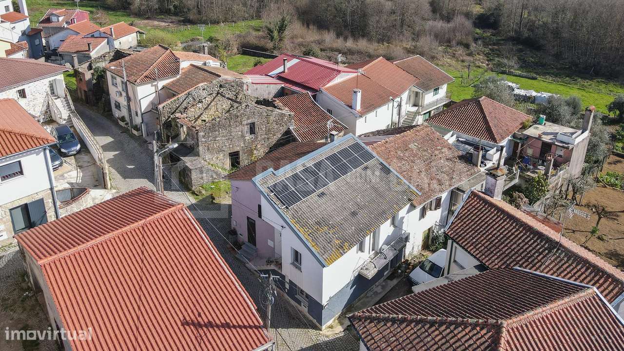 Moradia V2 em Moure de Carvalhal - Grande imagem: 2/10