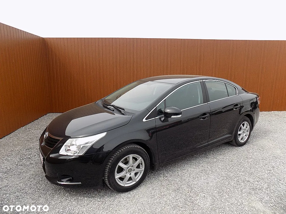 Toyota Avensis 1.6 Luna - 30