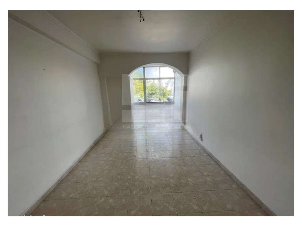 APARTAMENTO T2 - OEIRAS - Grande imagem: 2/12