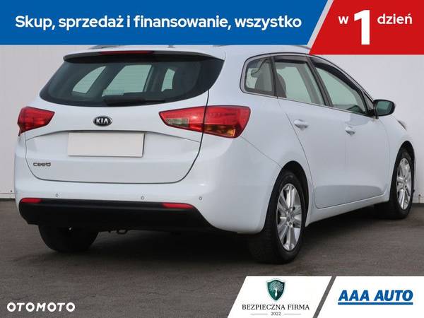 Kia Ceed - 6