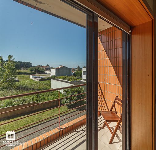 Apartamento T2+1, em São Félix da Marinha, VNG - Exclusivo-27