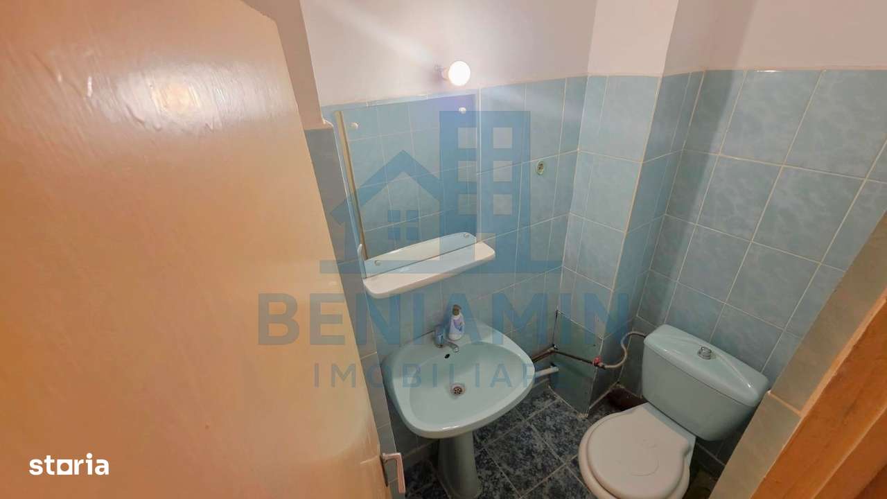 Apartament de vanzare 3 camere decomandat 1 Mai 72 mp-7