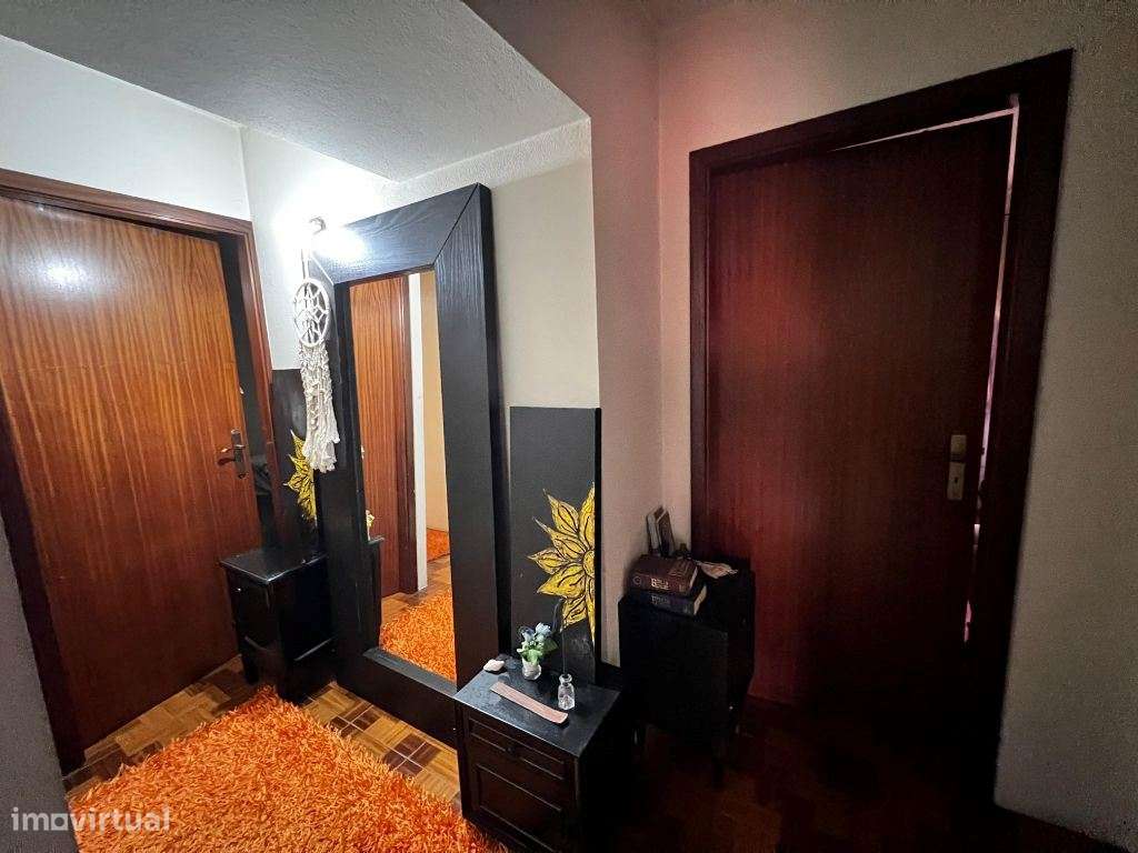 Andar de Moradia T3 com Entrada Independente, Varandas e Sótão  Te...-6