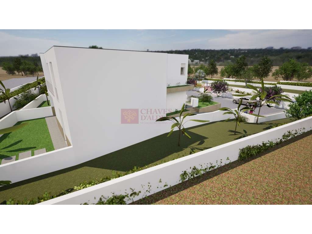 Moradia T4 Exclusiva em Condomínio Privado com Piscina | Junto a Mafra-27