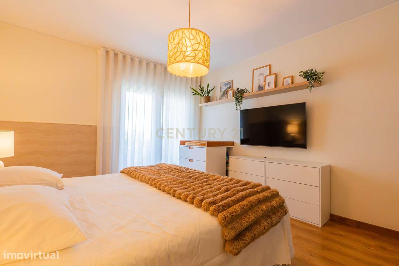 T2 com 115m² na Quinta de São Macário | Varandas | Elevador | Arrecada-21