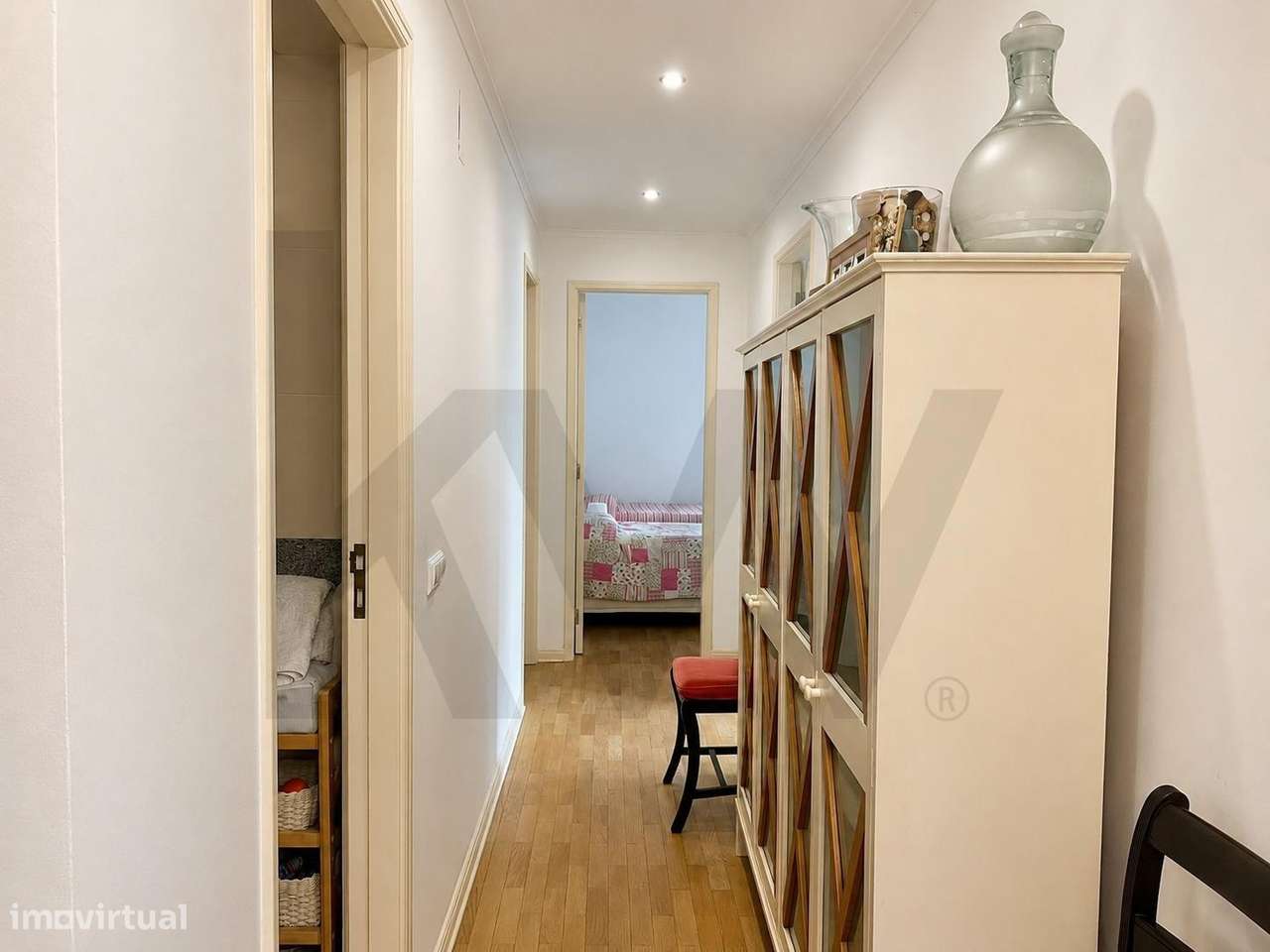 Apartamento T3 Remodelado com Garagem Box no Centro de Coimbra-6