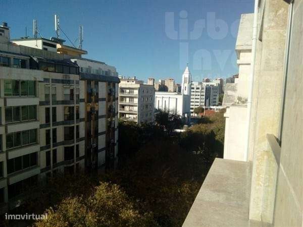 Vendo T1 novo Avenidas novas - Grande imagem: 4/8