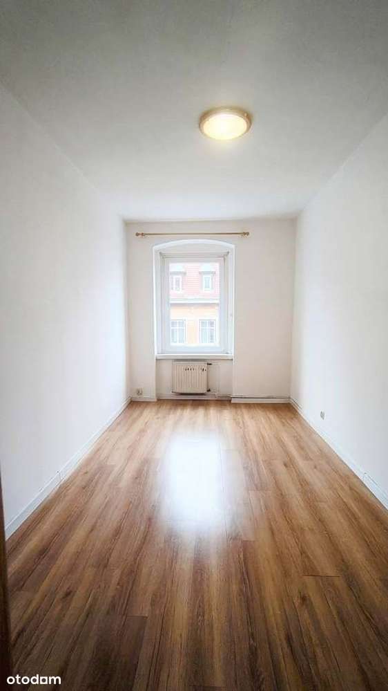 3-pokojowe mieszkanie w Zgorzelcu - Pełny obrazek: 4/12