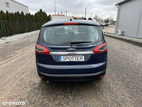 Ford S-Max - 7