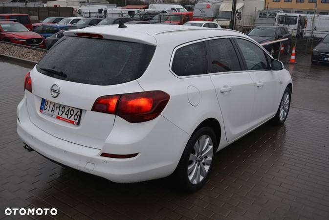 Opel Astra 2.0 CDTI DPF Automatik Sport - 13