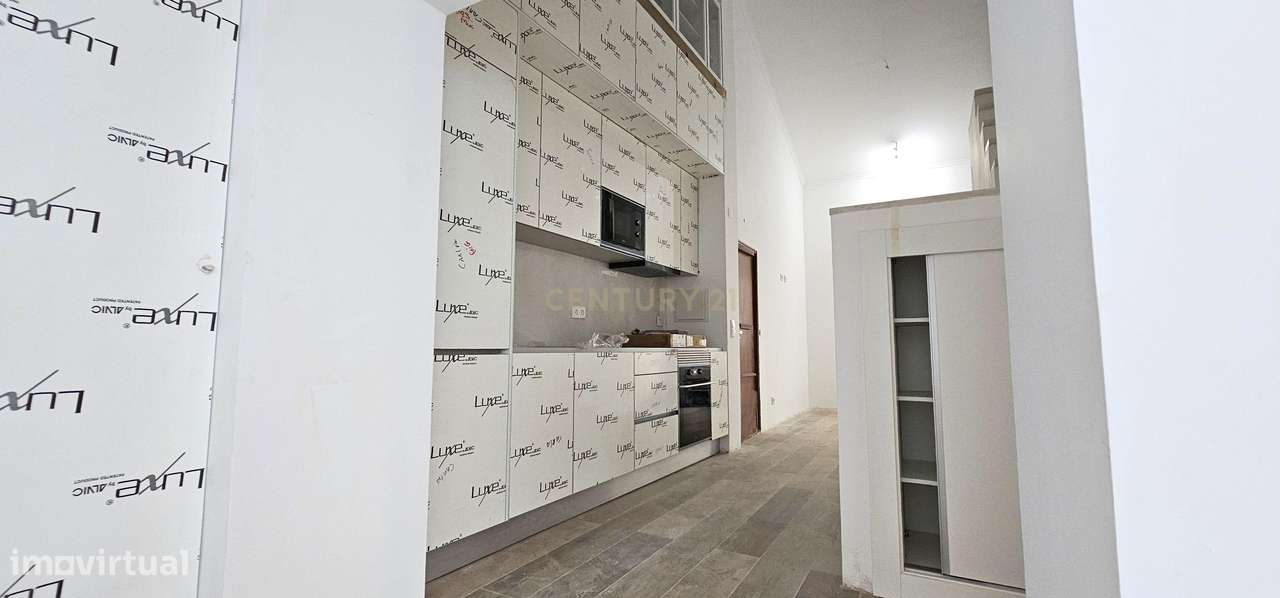 Moradia T2 + 1 no coração do bairro da Ajuda-10