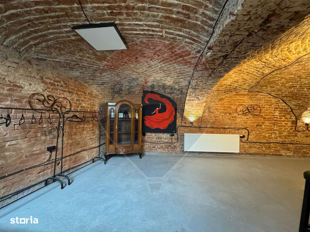 Spațiu de vanzare S.C.229 mp -zona centrala-8