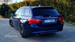 BMW Seria 3 318d DPF Touring - 4