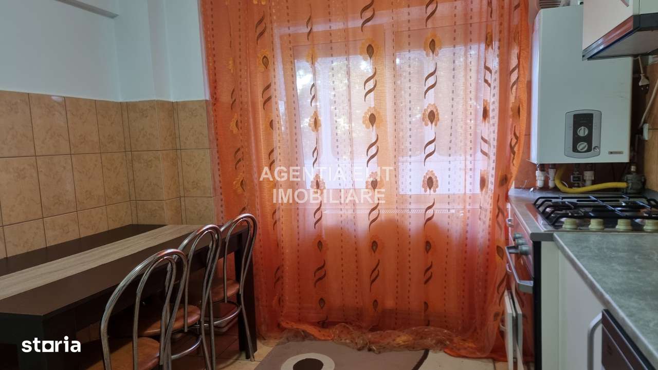 Apartament 2 camere, zona Spitalului de copii, spatios-11