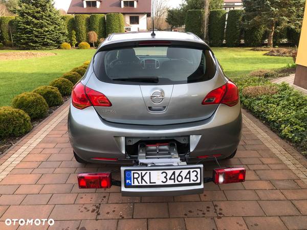 Opel Astra 1.6 Active - 18