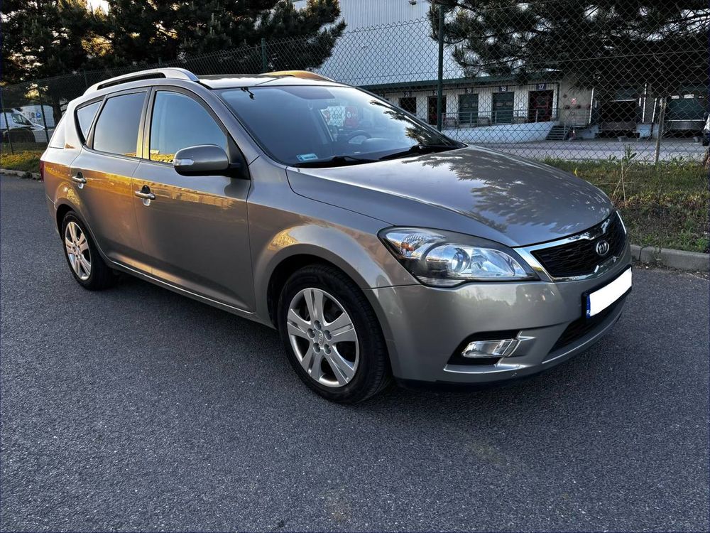 Kia Ceed I (2006-2012) 1.6 Crdi Comfort 2010