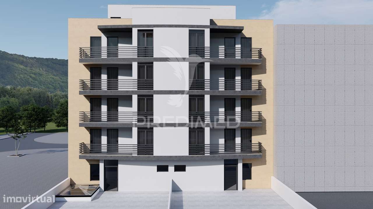 Loja com WC e amplo terraço na Quinta Flamenga, Vialonga - Grande imagem: 3/11