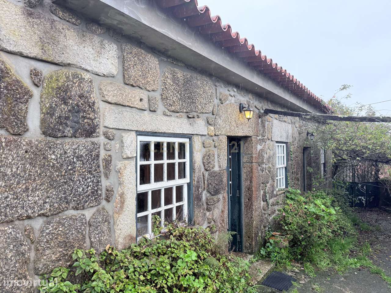 Moradia Rústica T3 em Pedra com Terreno de 1147 m² – Forjães - Grande imagem: 5/29