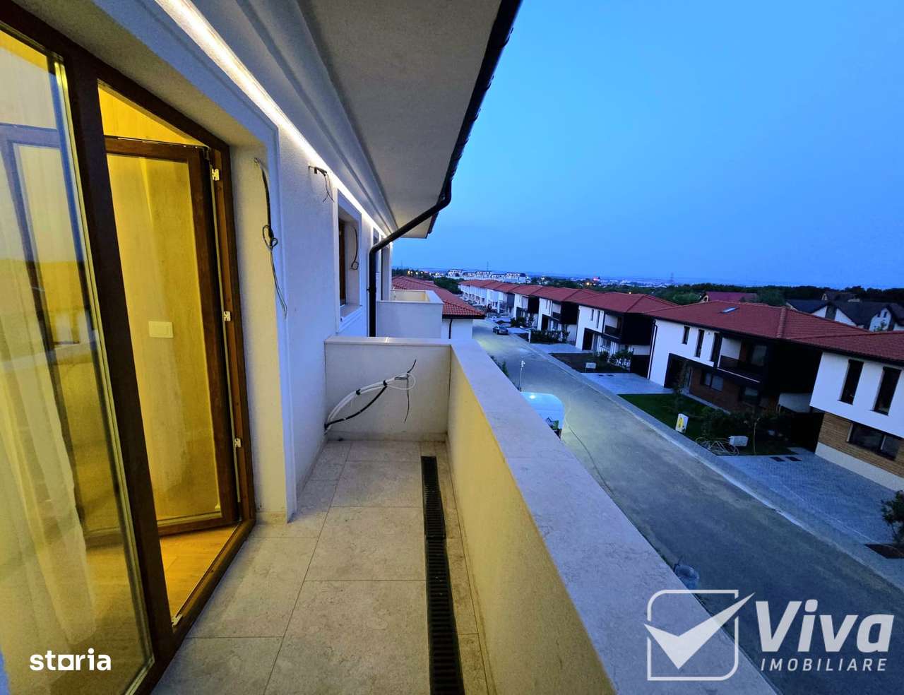 Intabulat, mobilat si utilat, ap 2 cam ESQ Village3, et 2+pod propriu - Imagine principală: 5/20