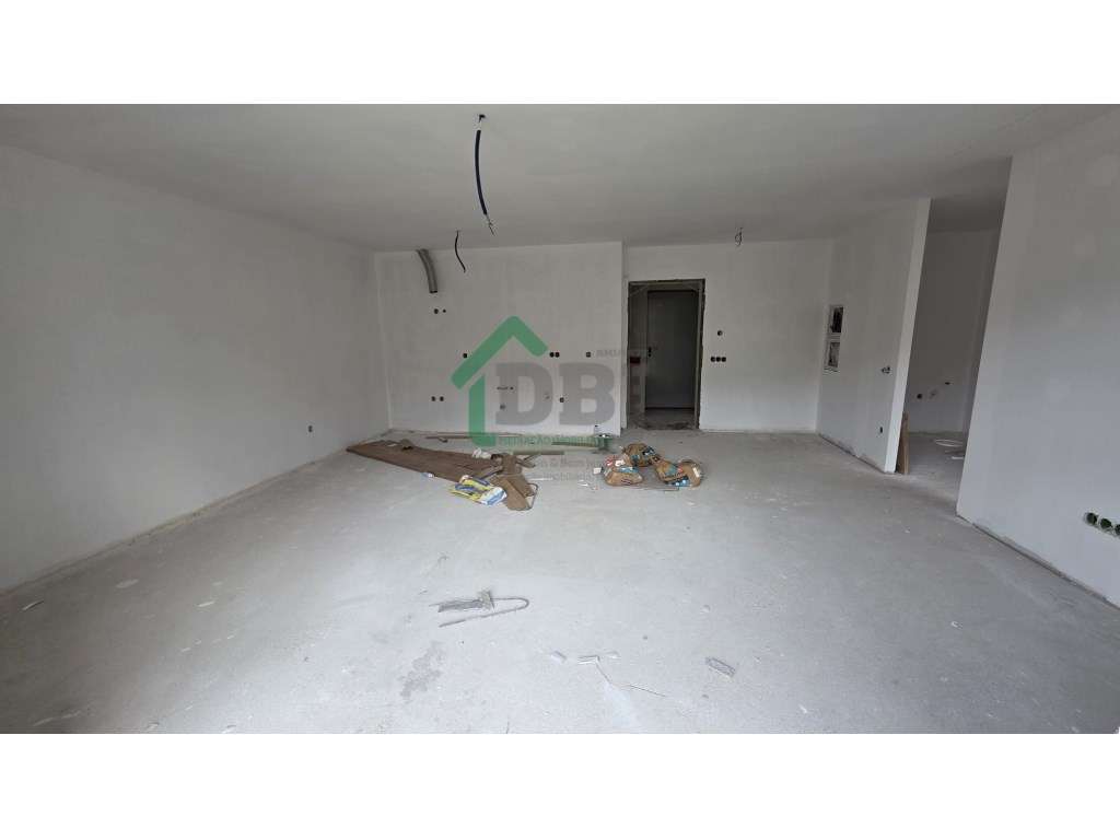 Excelente T1 c/ varanda - próximo futuro Hospital das Beiras - Grande imagem: 3/13