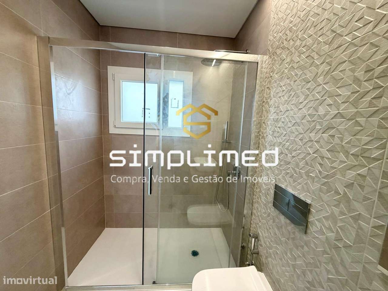 Moradia Isolada Térrea T4  Fernão Ferro  (CF)-35