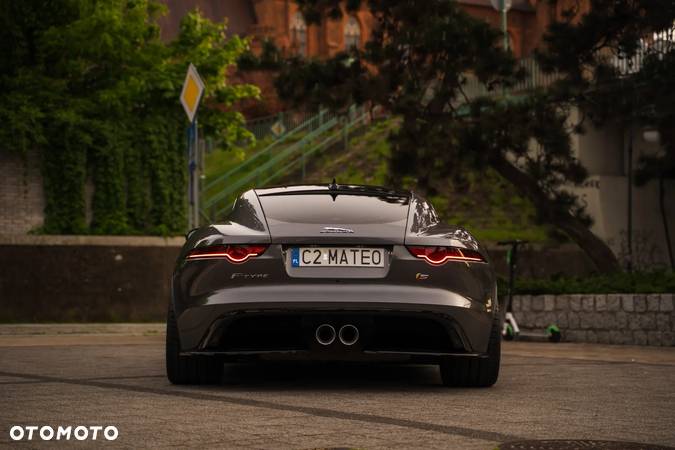 Jaguar F-Type S - 7