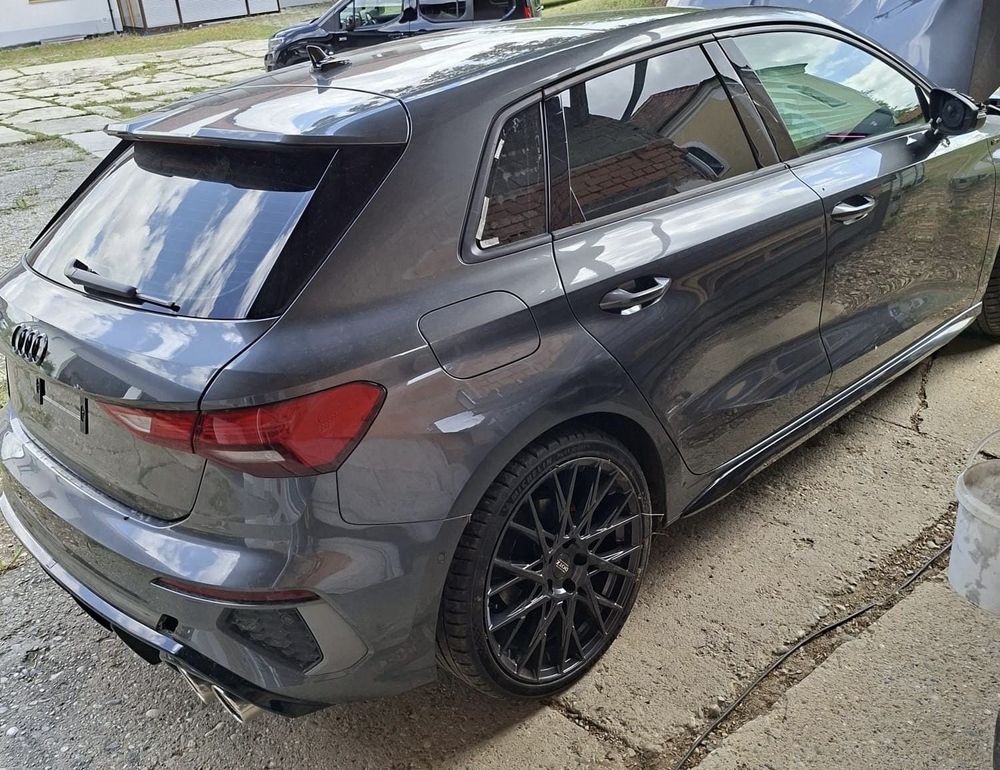 Audi A3 8Y (2020 - ) 2.0 TDI S tronic S line Sportpaket 2021
