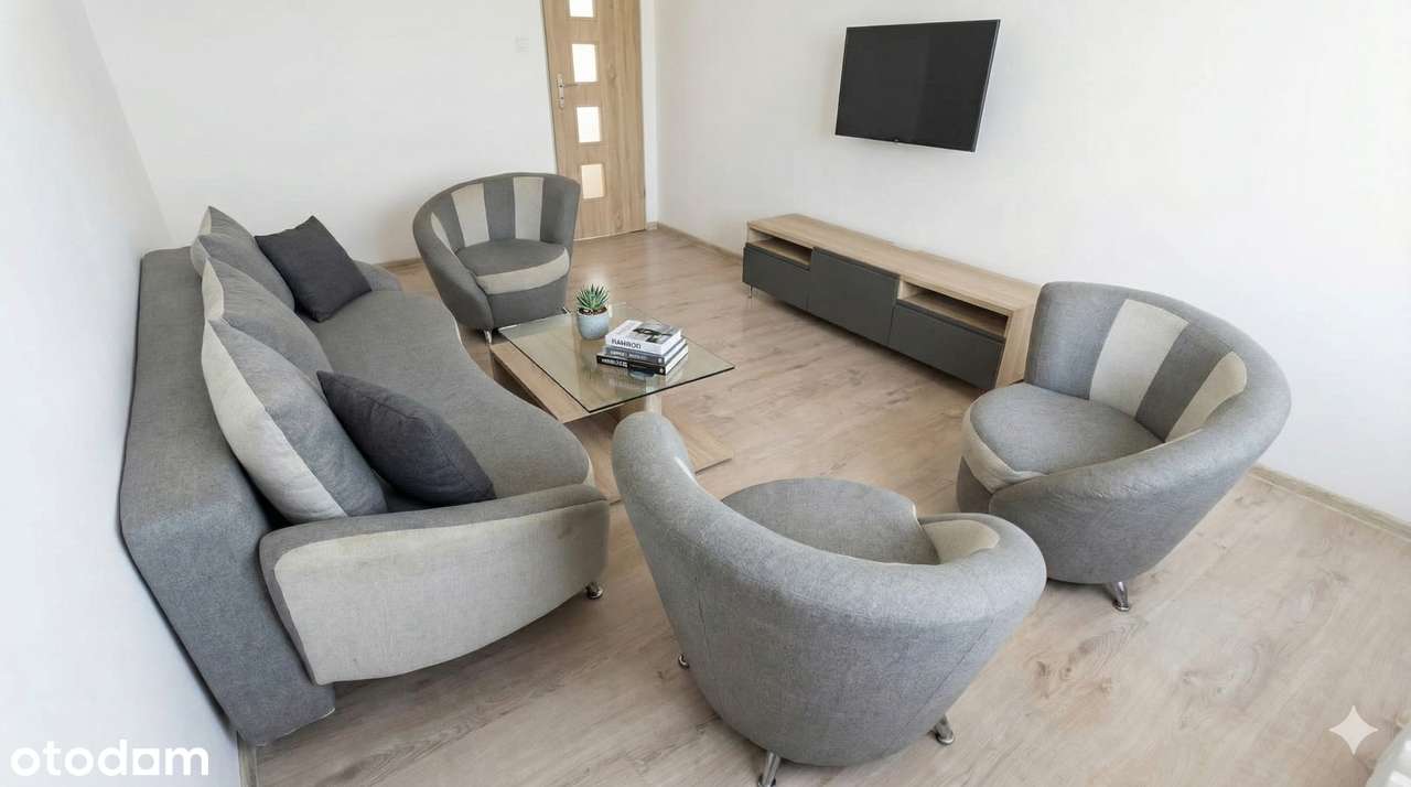 Matejki - Boczna / 2 pokoje / od zaraz/ oddzielna kuchnia - Pełny obrazek: 2/10