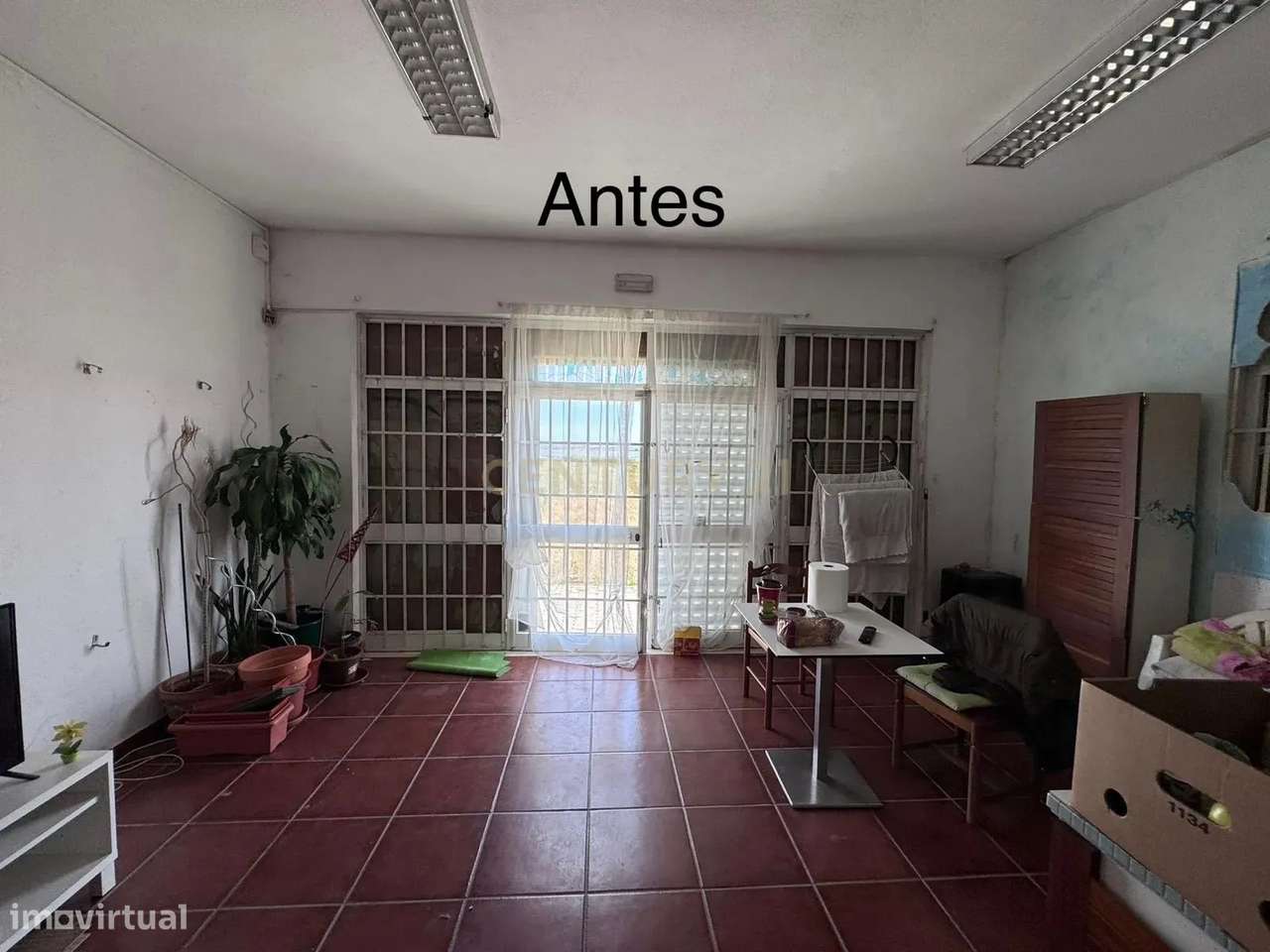 Loja com possibilidade de transformar em habitação ao abrigo do simple-7