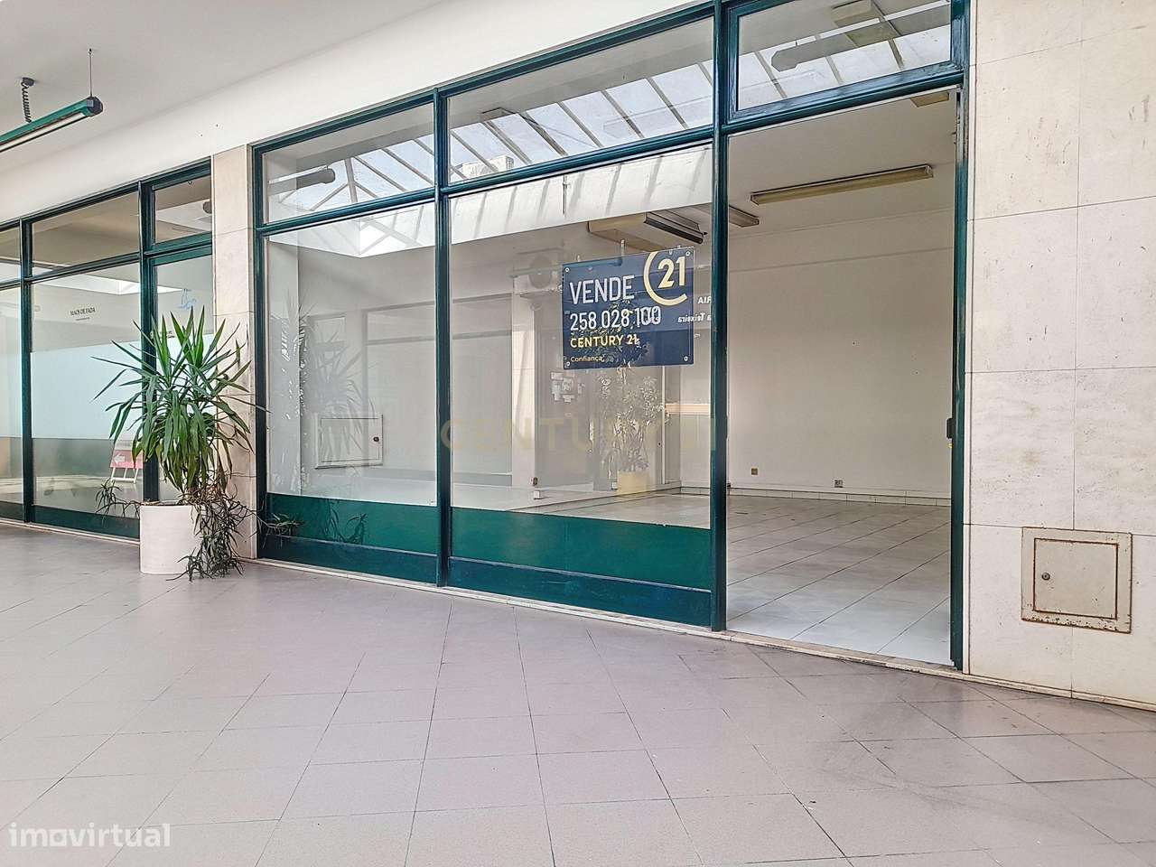Oportunidade Única: Loja à Venda em Viana do Castelo! - Grande imagem: 2/11